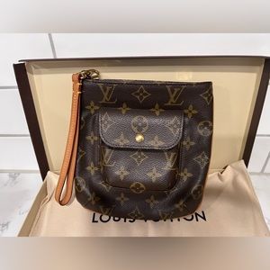 Louis Vuitton Partition Wristlet